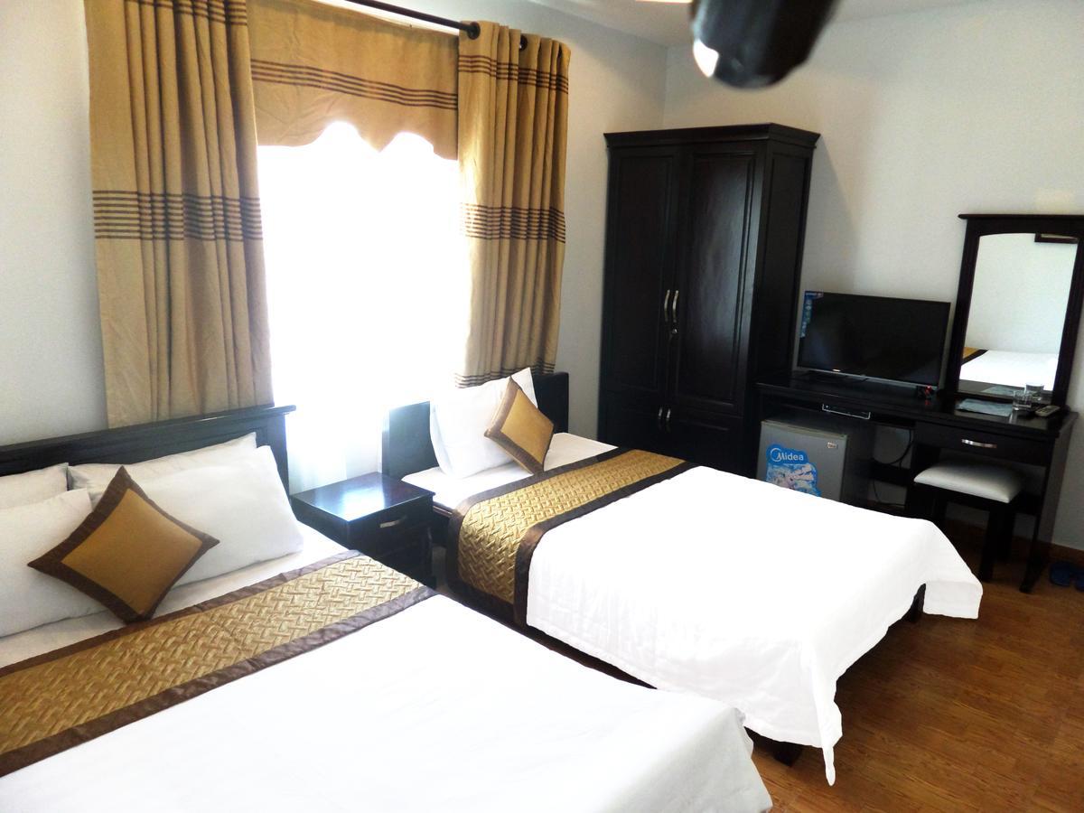 Crown Hotel Da Nang Buitenkant foto
